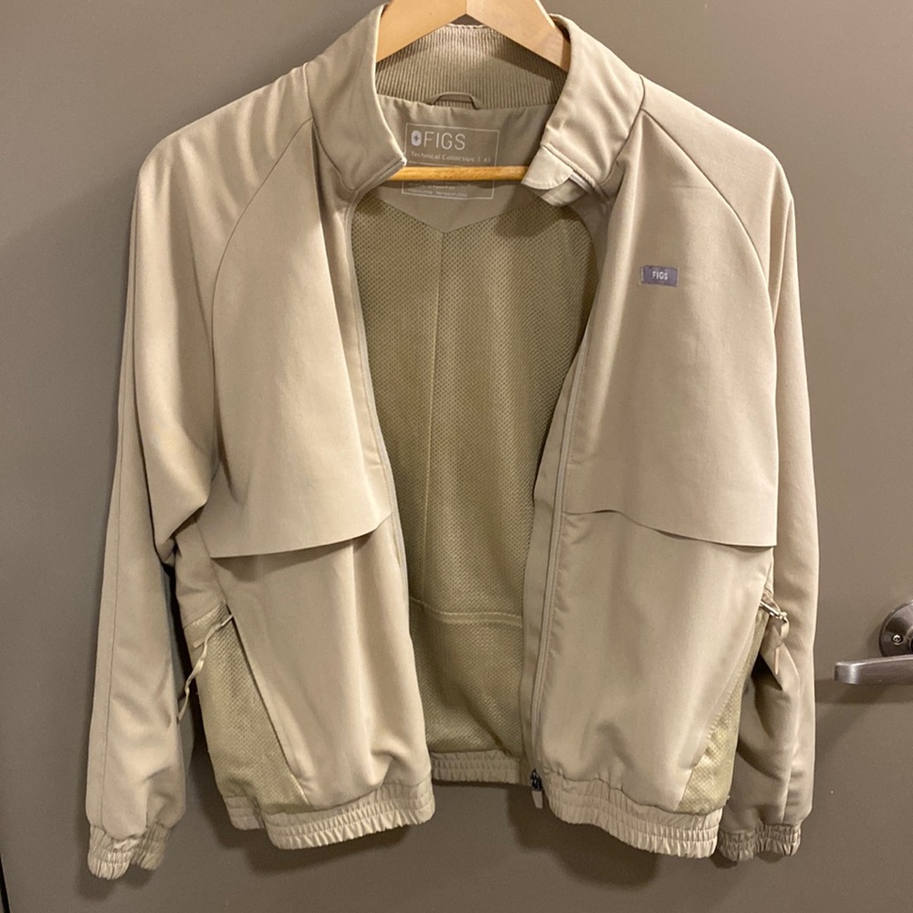 Figs Sydney Scrub Jacket